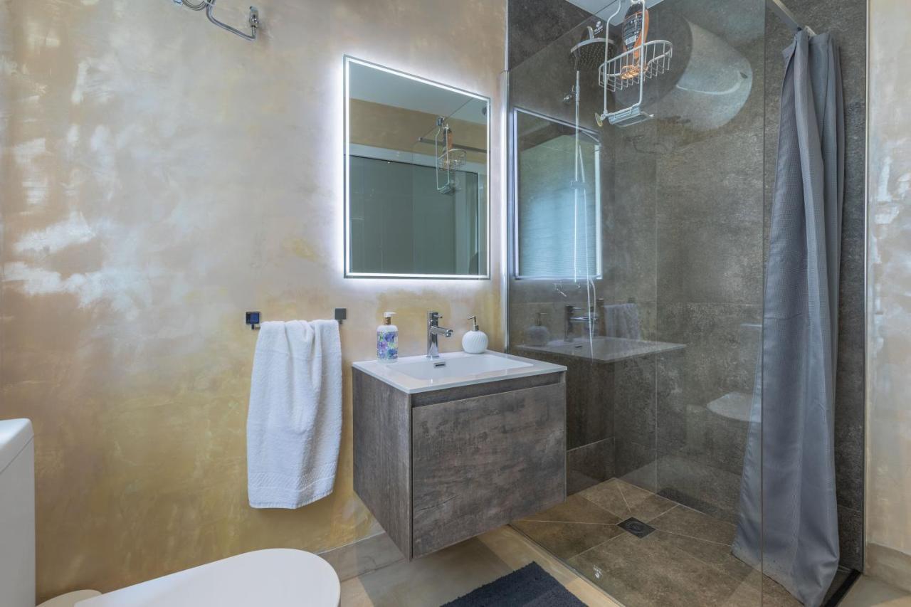 Sliema Luxurious One Bedroom Duplex Maisonette Buitenkant foto